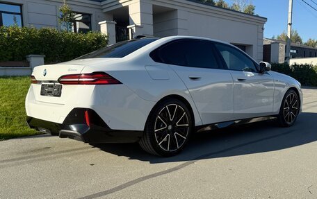 BMW 5 серия, 2023 год, 9 500 000 рублей, 10 фотография
