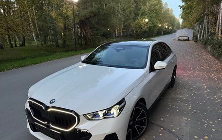 BMW 5 серия, 2023 год, 9 500 000 рублей, 25 фотография