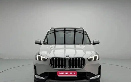BMW X1, 2023 год, 2 700 000 рублей, 1 фотография