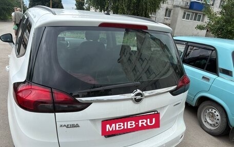 Opel Zafira C рестайлинг, 2014 год, 1 275 000 рублей, 4 фотография
