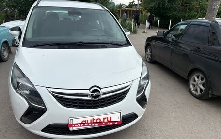 Opel Zafira C рестайлинг, 2014 год, 1 275 000 рублей, 2 фотография
