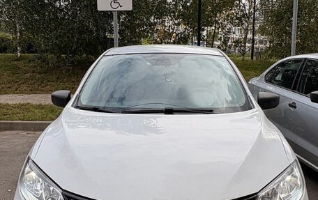 Nissan Tiida, 2015 год, 799 999 рублей, 1 фотография