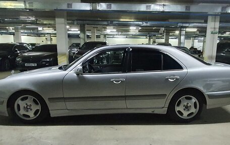 Mercedes-Benz E-Класс, 2001 год, 370 000 рублей, 5 фотография