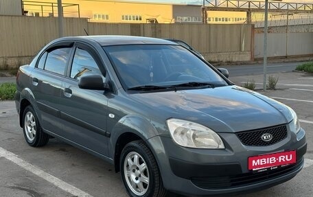 KIA Rio II, 2007 год, 410 000 рублей, 2 фотография