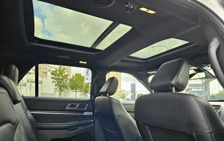 Ford Explorer VI, 2018 год, 2 925 000 рублей, 12 фотография