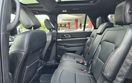 Ford Explorer VI, 2018 год, 2 925 000 рублей, 9 фотография