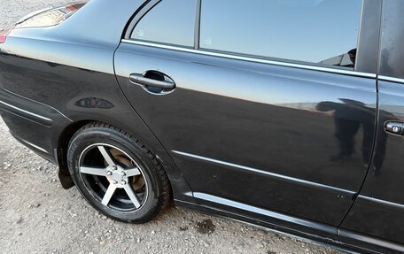 Toyota Avensis III рестайлинг, 2003 год, 670 000 рублей, 8 фотография