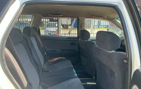 Nissan Avenir II, 2003 год, 399 999 рублей, 13 фотография