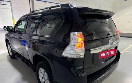 Toyota Land Cruiser Prado 150 рестайлинг 2, 2014 год, 3 250 000 рублей, 6 фотография
