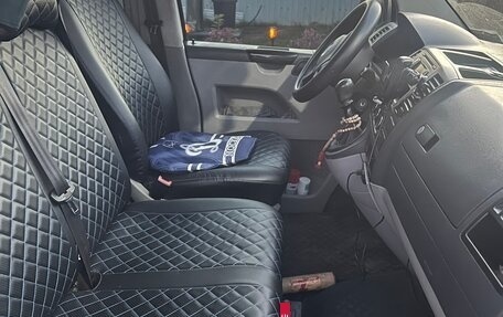 Volkswagen Transporter T5 рестайлинг, 2010 год, 1 400 000 рублей, 12 фотография