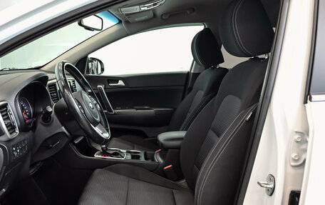 KIA Sportage IV рестайлинг, 2019 год, 2 490 000 рублей, 10 фотография