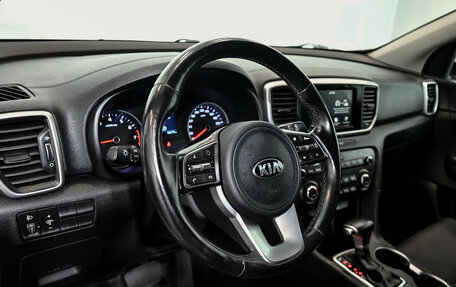 KIA Sportage IV рестайлинг, 2019 год, 2 490 000 рублей, 15 фотография