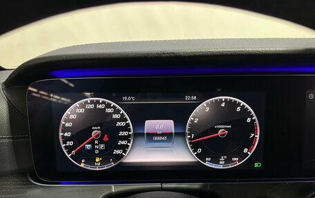 Mercedes-Benz E-Класс, 2018 год, 2 950 000 рублей, 15 фотография