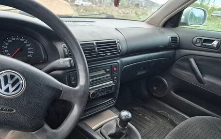 Volkswagen Passat B5+ рестайлинг, 1997 год, 195 000 рублей, 3 фотография