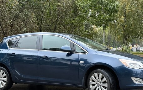 Opel Astra J, 2011 год, 749 000 рублей, 9 фотография