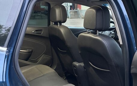 Opel Astra J, 2011 год, 749 000 рублей, 13 фотография
