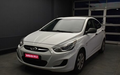 Hyundai Solaris II рестайлинг, 2014 год, 927 000 рублей, 1 фотография