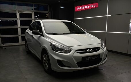 Hyundai Solaris II рестайлинг, 2014 год, 927 000 рублей, 3 фотография