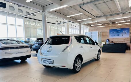 Nissan Leaf I, 2013 год, 1 249 000 рублей, 6 фотография
