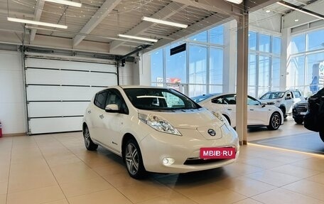Nissan Leaf I, 2013 год, 1 249 000 рублей, 8 фотография