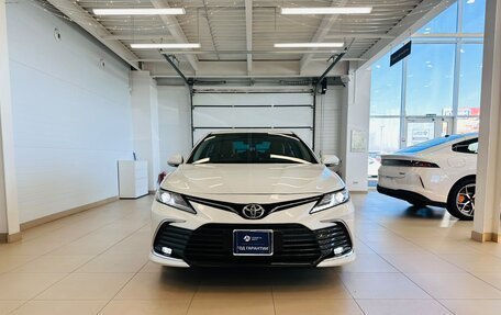 Toyota Camry, 2022 год, 3 199 900 рублей, 9 фотография