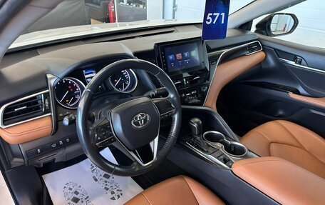 Toyota Camry, 2022 год, 3 199 900 рублей, 11 фотография