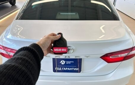 Toyota Camry, 2022 год, 3 199 900 рублей, 26 фотография
