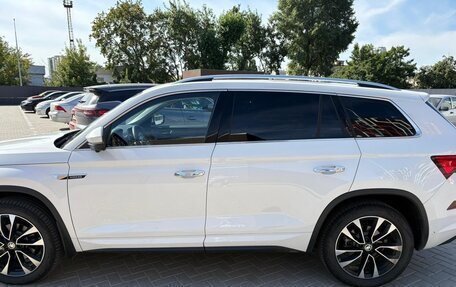 Skoda Kodiaq I, 2023 год, 4 390 000 рублей, 5 фотография