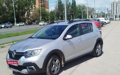 Renault Sandero II рестайлинг, 2018 год, 950 000 рублей, 3 фотография