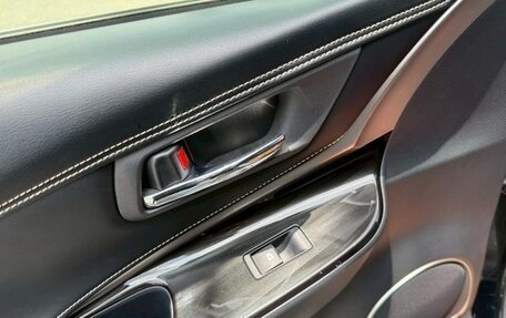 Toyota Harrier, 2019 год, 2 093 000 рублей, 37 фотография