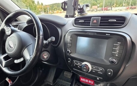 KIA Soul II рестайлинг, 2018 год, 1 650 000 рублей, 25 фотография