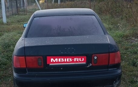 Audi A8, 1994 год, 550 000 рублей, 2 фотография