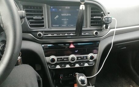 Hyundai Elantra VI рестайлинг, 2020 год, 1 750 000 рублей, 1 фотография