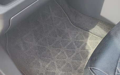 Toyota RAV4, 2019 год, 2 820 000 рублей, 12 фотография