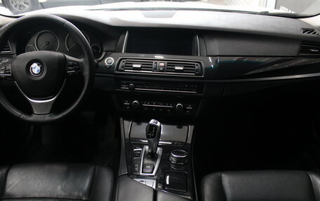 BMW 5 серия, 2013 год, 1 898 000 рублей, 7 фотография