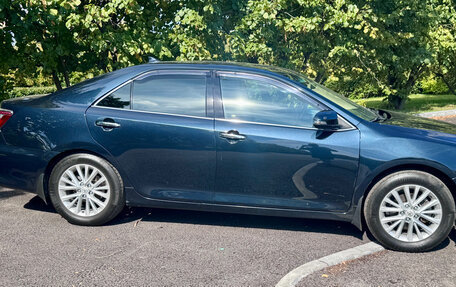 Toyota Camry, 2015 год, 1 950 000 рублей, 4 фотография