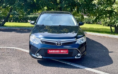 Toyota Camry, 2015 год, 1 950 000 рублей, 8 фотография