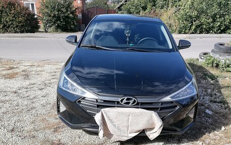 Hyundai Elantra VI рестайлинг, 2020 год, 1 750 000 рублей, 10 фотография