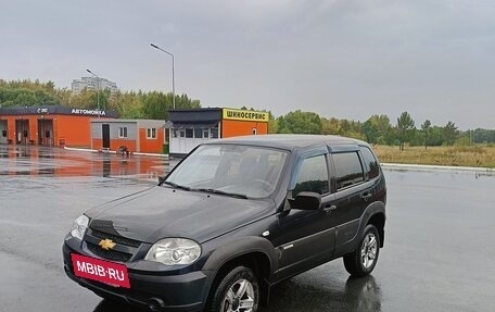 Chevrolet Niva I рестайлинг, 2011 год, 480 000 рублей, 2 фотография