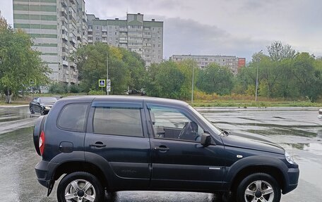 Chevrolet Niva I рестайлинг, 2011 год, 480 000 рублей, 7 фотография