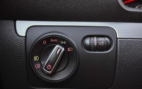 Volkswagen Scirocco III рестайлинг, 2012 год, 1 050 000 рублей, 20 фотография