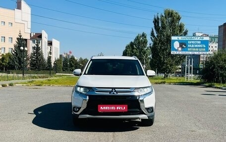 Mitsubishi Outlander III рестайлинг 3, 2016 год, 1 849 000 рублей, 3 фотография