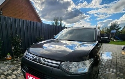 Mitsubishi Outlander III рестайлинг 3, 2013 год, 1 200 000 рублей, 1 фотография
