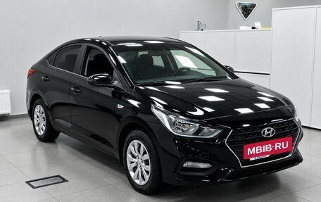 Hyundai Solaris II рестайлинг, 2017 год, 1 350 000 рублей, 3 фотография