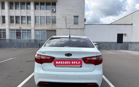 KIA Rio III рестайлинг, 2012 год, 950 000 рублей, 5 фотография