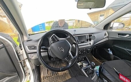 Hyundai Solaris II рестайлинг, 2019 год, 1 280 000 рублей, 4 фотография