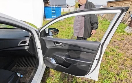 Hyundai Solaris II рестайлинг, 2019 год, 1 280 000 рублей, 11 фотография