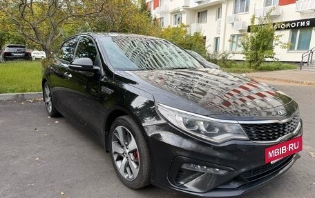 KIA Optima IV, 2018 год, 1 750 000 рублей, 2 фотография