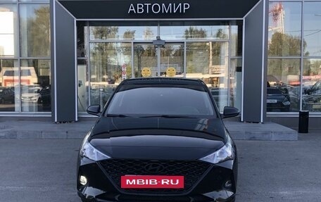 Hyundai Solaris II рестайлинг, 2021 год, 1 434 500 рублей, 2 фотография