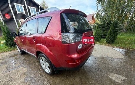 Mitsubishi Outlander III рестайлинг 3, 2008 год, 900 000 рублей, 2 фотография